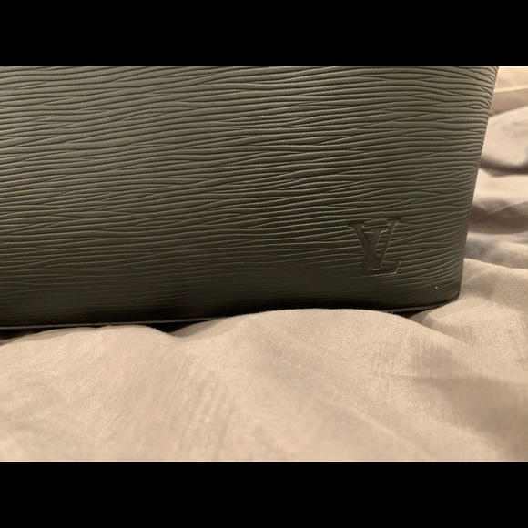 Louis Vuitton Neverfull MM Black Leather Tote - Picture 4 of 16